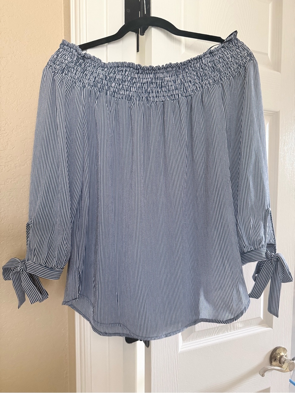Alice Blue Striped Off-Shoulder Tie-Sleeve Women’s Top Stitch Fix MWT NEW